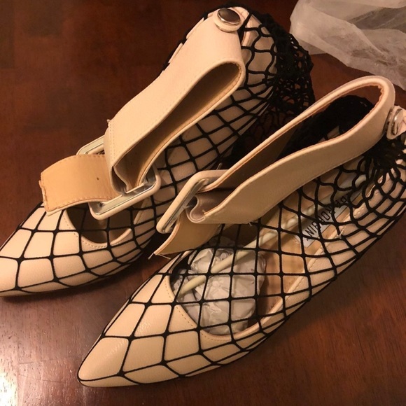 Heels - Picture 2 of 2